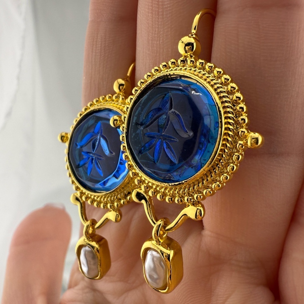 Vintage blue Cameo Earrings – Gold Drop Pearl Accent Jewelry - Picture 6 of 12